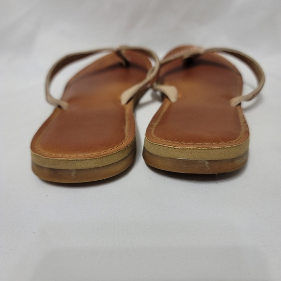 TORRID SQUARE PINK RHINESTONE FAUX LEATHER FLIP FLOP (WW) - Picture 6 of 11